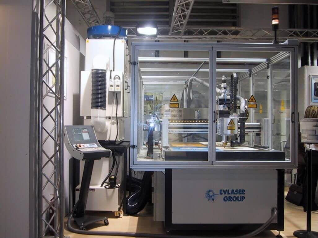 AR Filtrazioni | Filtri per aspirazione fumi laser, abbattimento odori incisioni, esalazioni taglio
