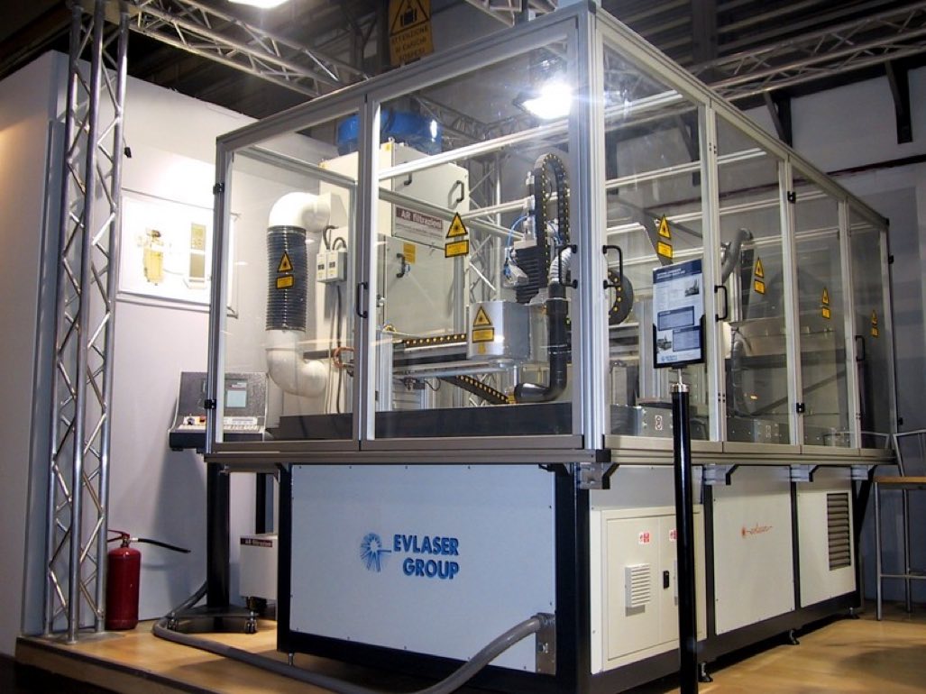 AR Filtrazioni | Filtri per aspirazione fumi laser, abbattimento odori incisioni, esalazioni taglio