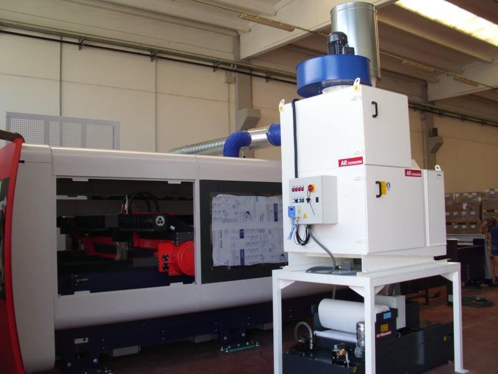 AR Filtrazioni | Filtri per aspirazione fumi laser, abbattimento odori incisioni, esalazioni taglio